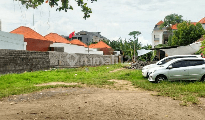Tanah Premium Lokasi Strategis di Seminyak Badung