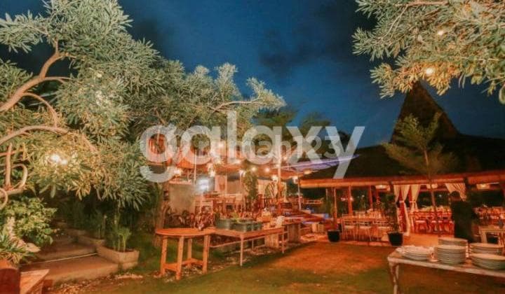 Overkontrak Restaurant 1 Lantai Merta Agung Kerobokan Badung, Bali