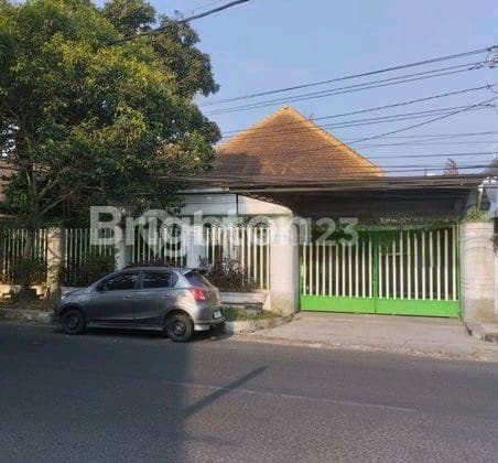 Disewakan Rumah Usaha Tengah Kota Malang