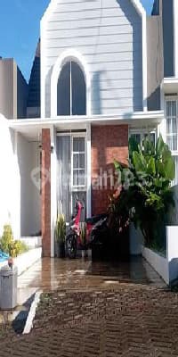 Rumah Siap Huni Jalur Utama LT 85M² SHM Hadap Timur Akses Jalan Lebar