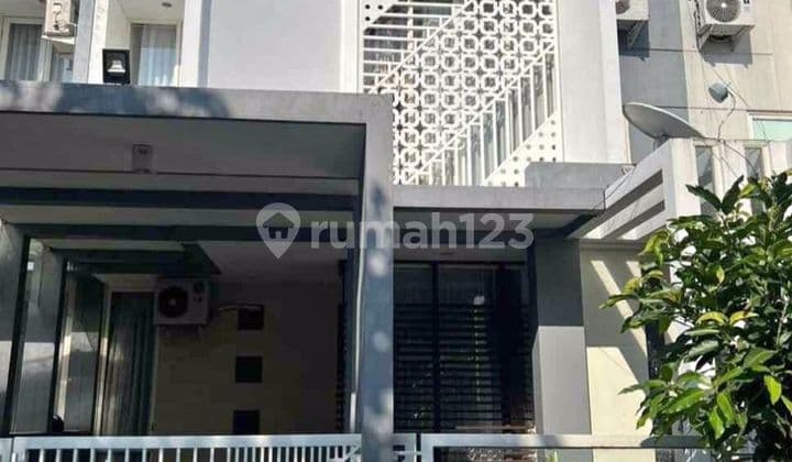Fully Furnished House in the Soekarno Hatta Area, Malang City