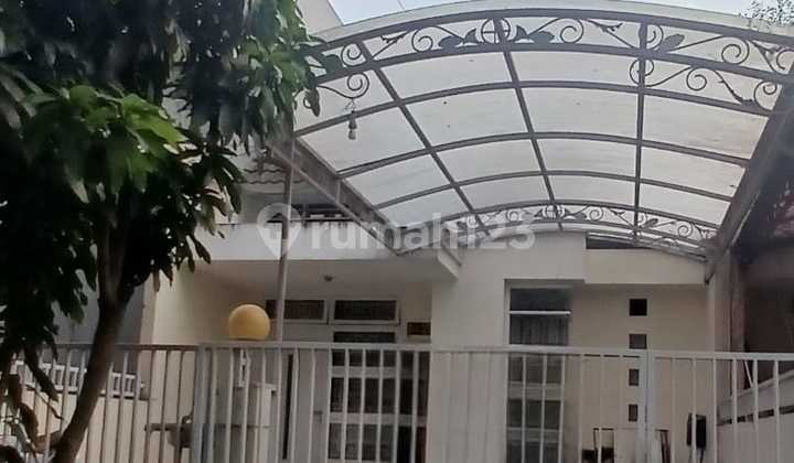 Rumah 2 Lantai Araya LT 170M² 3 KT SHM