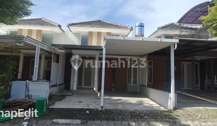 For Sale Nice House with SHM in Soekarno Hatta, Malang