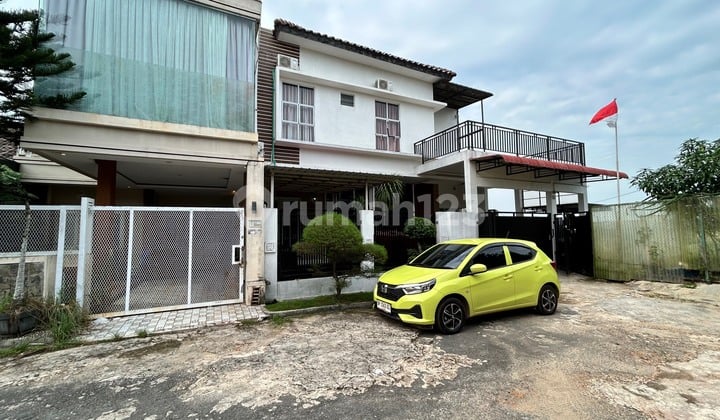 Dijual Rumah Cantik Mewah Ditengah Kota Bisa Dibuat Home Stay. Ada Kos Elite 2 Lantai Komp Perumahan Bukit Palem Permai, Batam