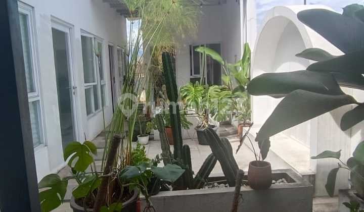 Dijual Rumah 3 Lantai di Sumbersari, Bandung