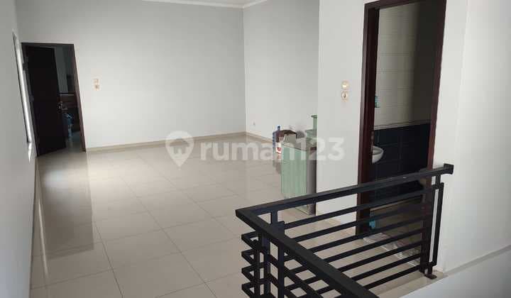 Dijual Ruko 2 Lantai di Taman Kopo Indah, Bandung