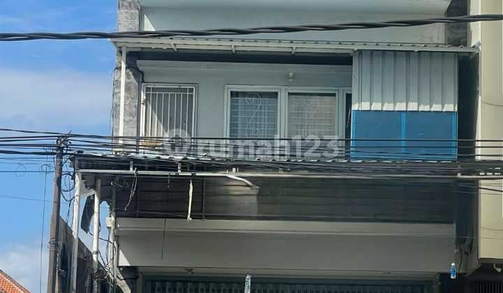 For Rent: 3-Story Shop House with Spacious Parking Area on Mahendradata Road