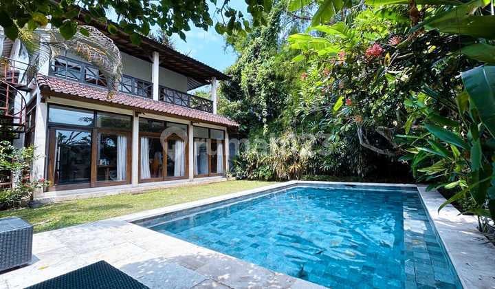 Dijual Villa Private Pool Di Berawa Canggu Ls