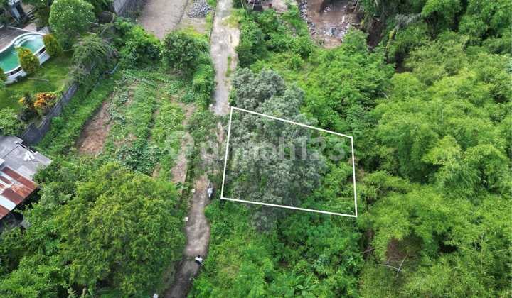 Tanah Luasan Kecil 1.7 Are SHM Los Sungai di Dalung Dd