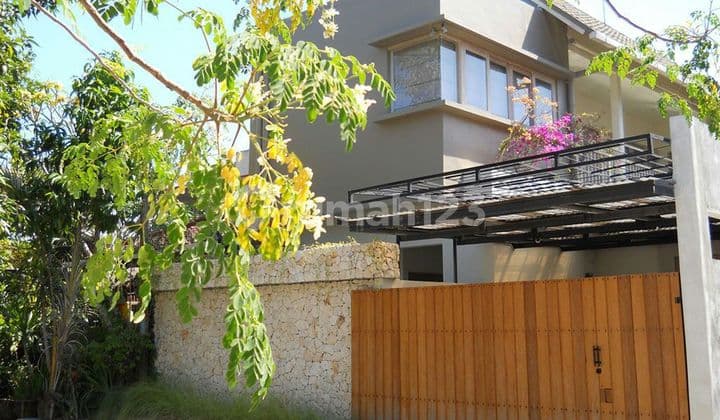 Villa 2 Lantai Ada Pool Di Jimbaran Cn