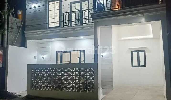 Rumah Baru One Gate Free Biaya Notaris dan Pajak Cn