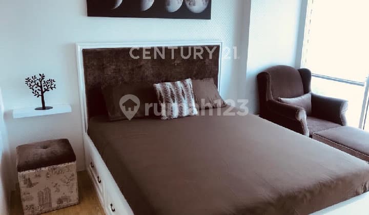 Tifolia Apartment 2Br Furnished 19th Floor Horse Racing View