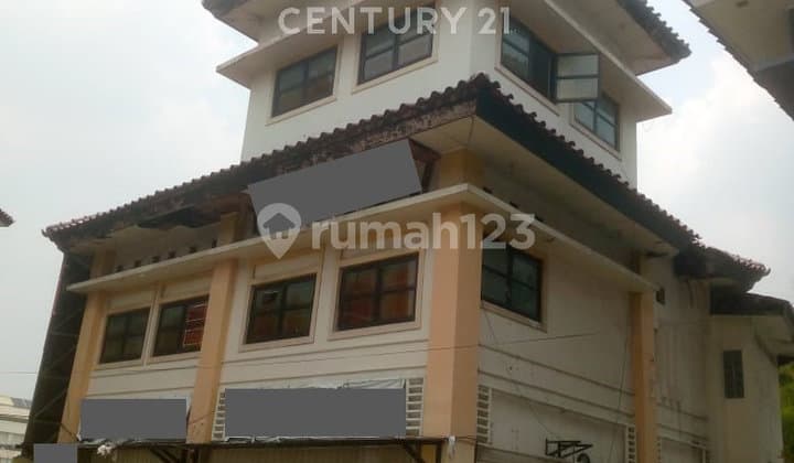 Commercial Shop House in Front of Bintaro Plaza Tangsel