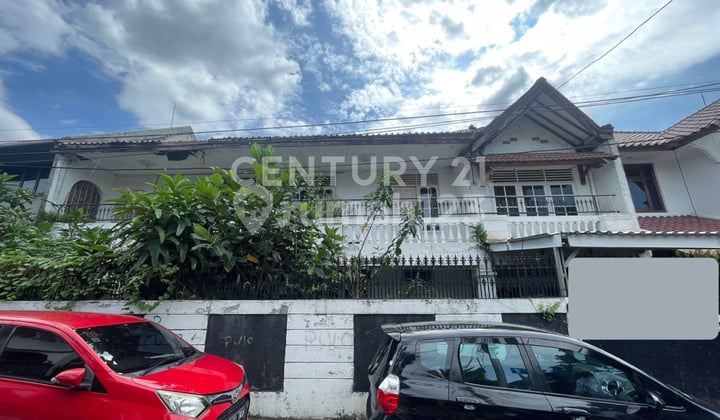 Rumah di Kramat Pela Dekat Benda, Kebayoran Baru