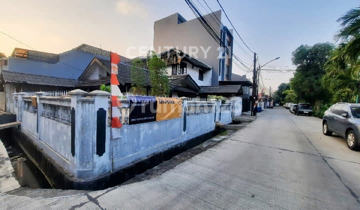 Rumah Tua Hitung Tanah Kelapa Gading BCS