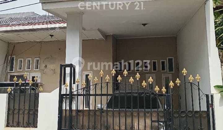 Minimalist House for Quick Sale Behind Rawa Badak Sports Hall