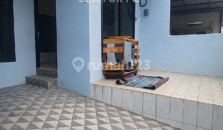 Neat, Ready-to-Occupy House in Bcs, Elevated from the Road, Flood-Free