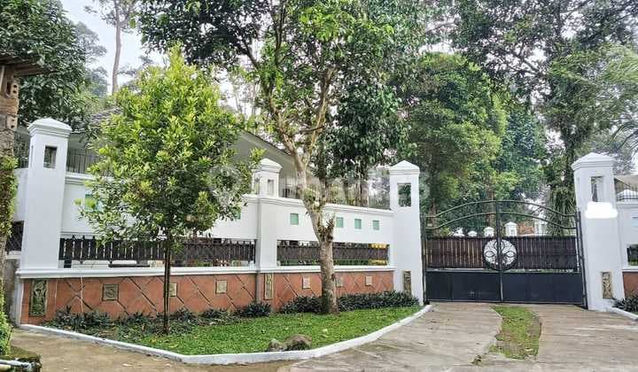Villa Dekat Rancamaya Estate (Di dalam kebun buah & tanaman langka)