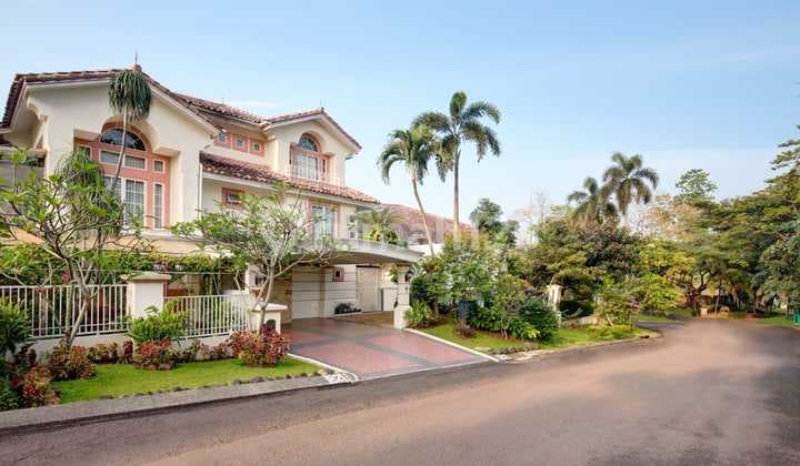 Villa Asri di Mediterania 1 (Sentul) sudah renov dan terawat