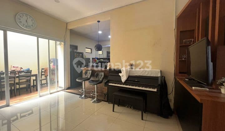 Sell cheap and fast, small cluster house in Anggrek Loka.