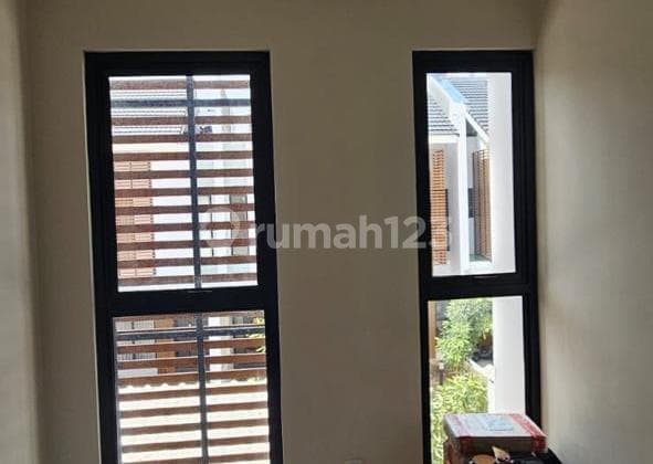 For Sale Cluster House The Northbend Metland UK (6X12)