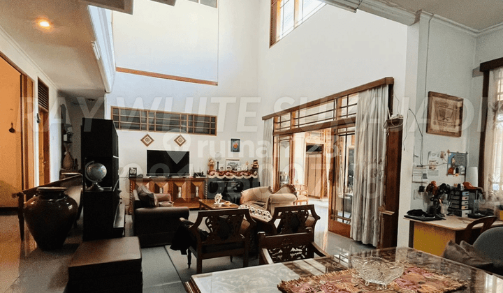 DIJUAL RUMAH TINGGAL DENGAN KOSTAN – TUBAGUS ISMAIL