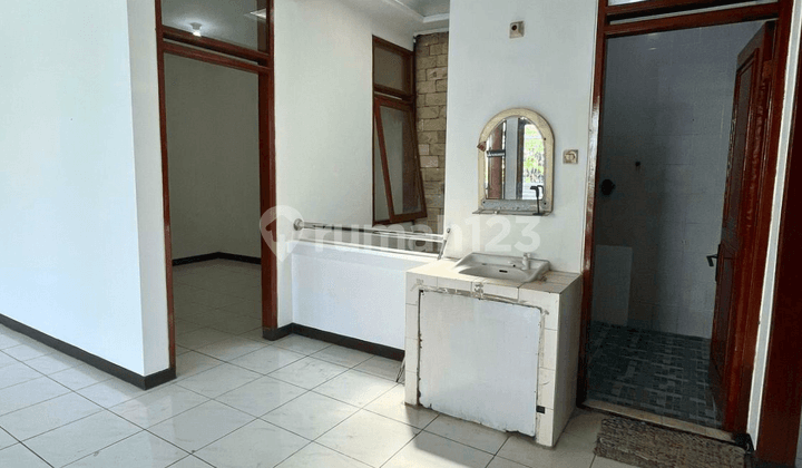 DIJUAL RUMAH 2 LANTAI SAYAP SURYA SUMANTRI – BANDUNG