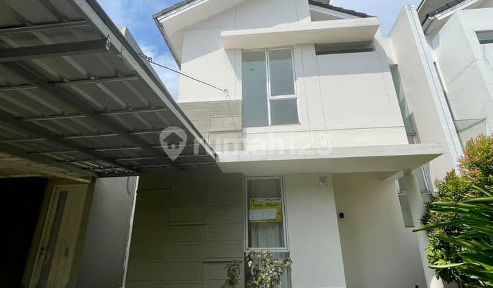 Rumah Bagus Terawat 2 Lantai The Icon BSD City dekat AEON Mall