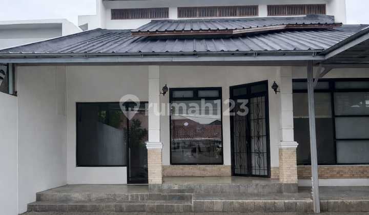 Rumah untuk Usaha Strategis 2Lantai Pinggir Jalan Pengasinan Bekasi Timur Lt 255 Lb 250