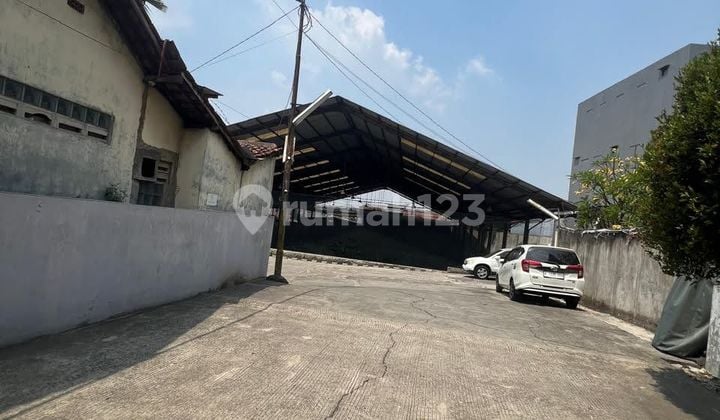 Cheap Land for Sale, Suitable for Warehouse, Car Pool, etc. in Penggilingan, East Jakarta