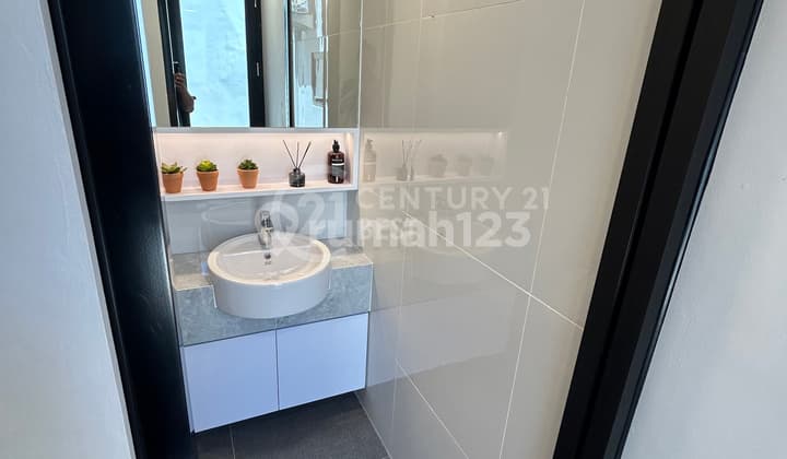 Rumah Gak Perlu Renov Dekat Jalan Tol Sutami Makassar