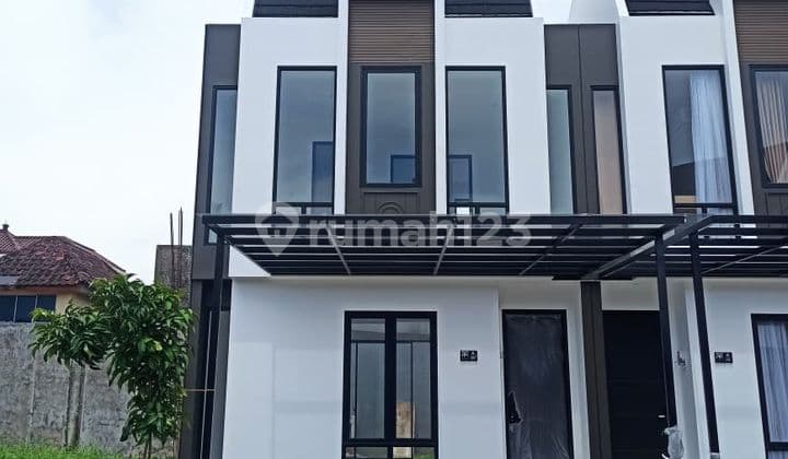 Ready-to-Occupy House, In Makassar City, Near Ratulangi Street