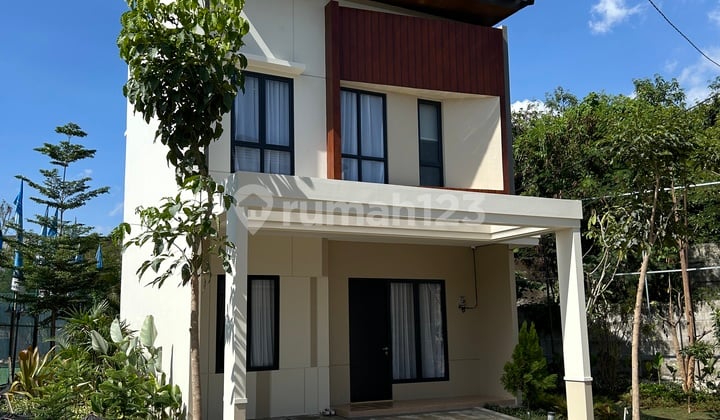 Rumah 2 Lantai 4 Kamar Tidur, Dekat Bandara Makassar