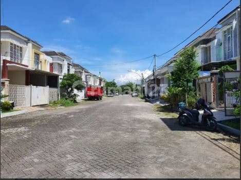 Rumah Area Cemengkalang Sidoarjo Kota