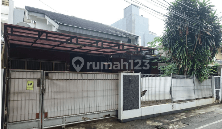 Rumah di Lokasi Premium Kebayoran Baru 5 Menit ke MRT dan Scbd