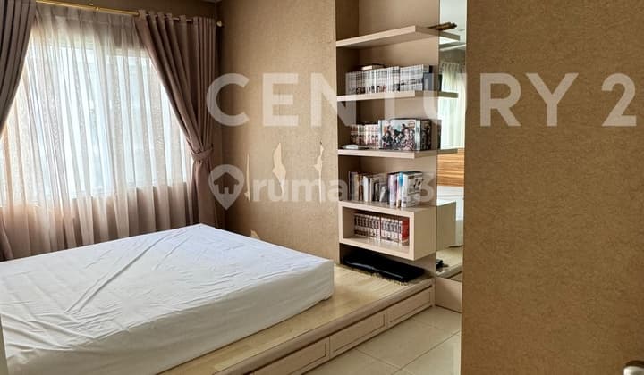 Cosmo Residence 2BR Furnished Apartment with Tanah Abang View