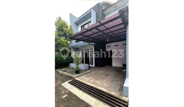 For Sale 2-Story House in Arcamanik, Bandung