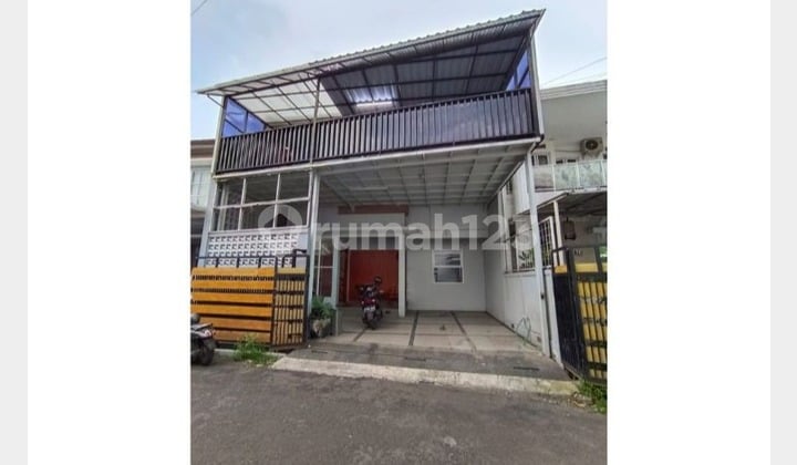 Rumah 2 Lantai di Batu Indah Batunnggal Siap Huni
