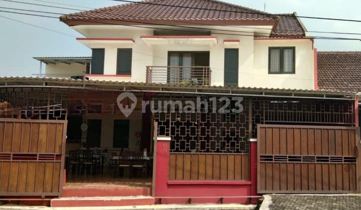 Rumah 2 Lantai SHM Bagus, Villa Melati Mas Strategis