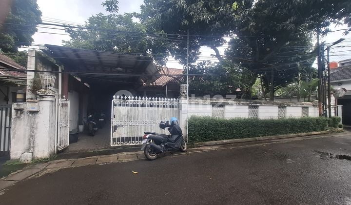 SHM, di Lebak Bulus,