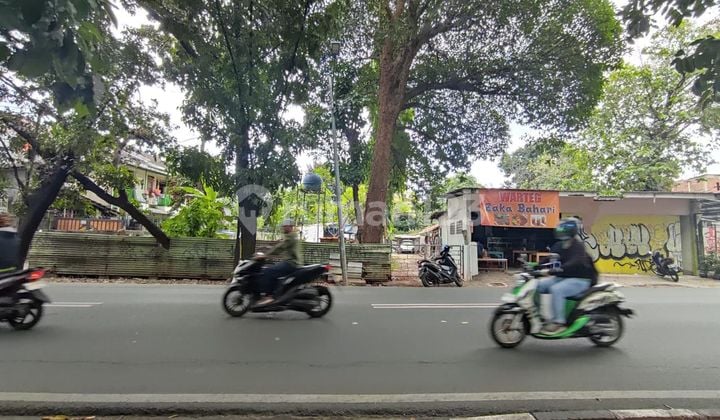 Tanah 372 m² SHM Pinggir Jalan Utama Strategis