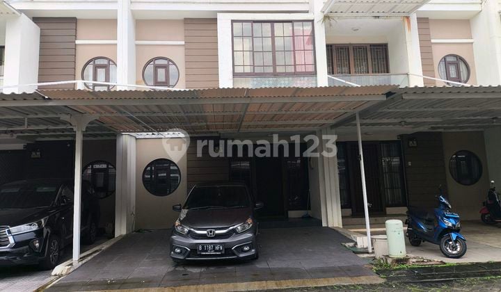 Rumah Green Lake City Cluster East Asia