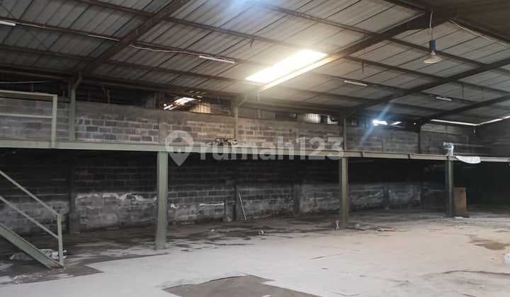 Gudang Juru Mudi 2 Lantai Akses Container