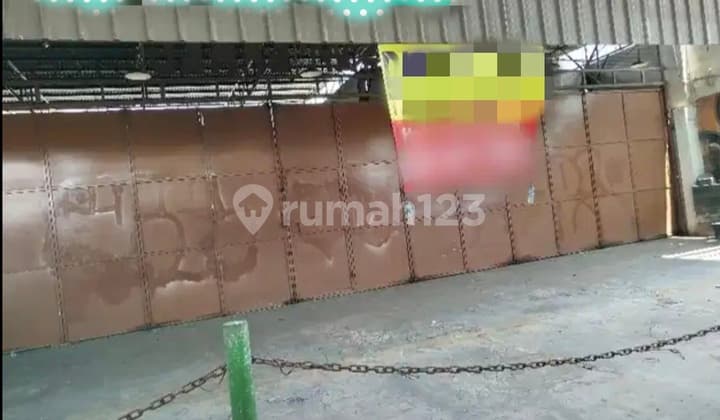 Business Space on Jln Raya Ciledug, Spacious Parking