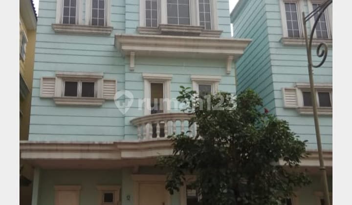 Rumah Lebar 8 -Montana Village Gading Serpong, Tangerang
