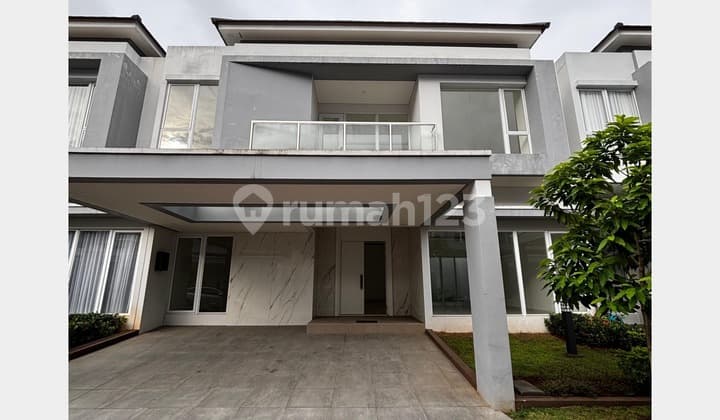 Rumah Lebar 12 New Menteng Village Gading Serpong, Tangerang