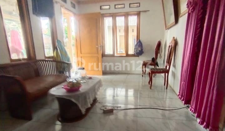 For Sale: House with 2 Kiosk Units in Cijengkol Setu, Bekasi.