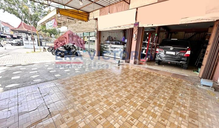 Dijual Ruko 3 Lantai Tepi Jalan Raya Blimbing Lokasi Strategis Dekat Superindo Blimbing