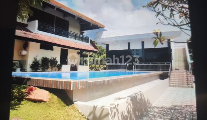 Dijual villa luas dekat jatim park dan ecogreenpark batu