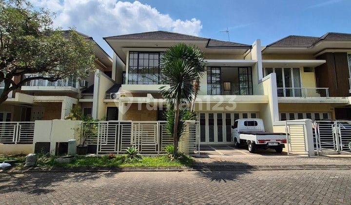 Rumah minimalis Royal Residence Wiyung Luar Cluster Rumah minimalis Royal Residence Wiyung Luar Cluster